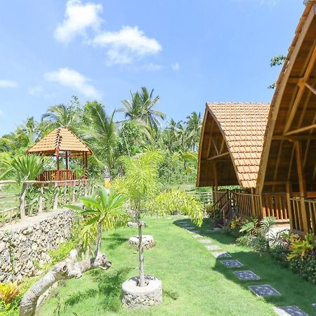 Nyuh Gading Bungalow Nusa Penida Sakti Exterior photo
